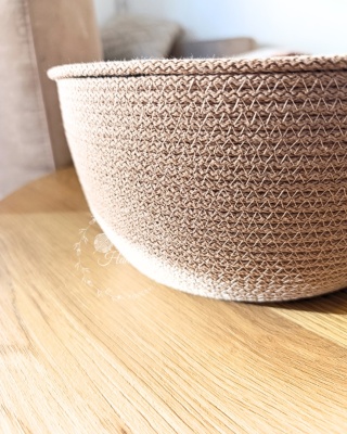 Kosz z klapą szyty ze sznurka bawełnianego beżowy