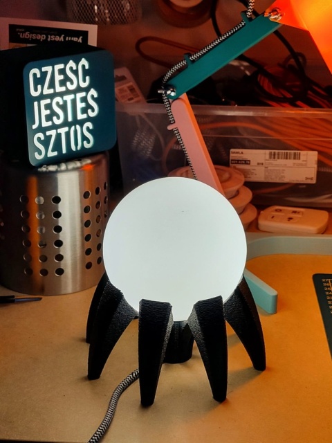 Lampka nocna PAJĄCZEK ze szklanym kloszem czerwona