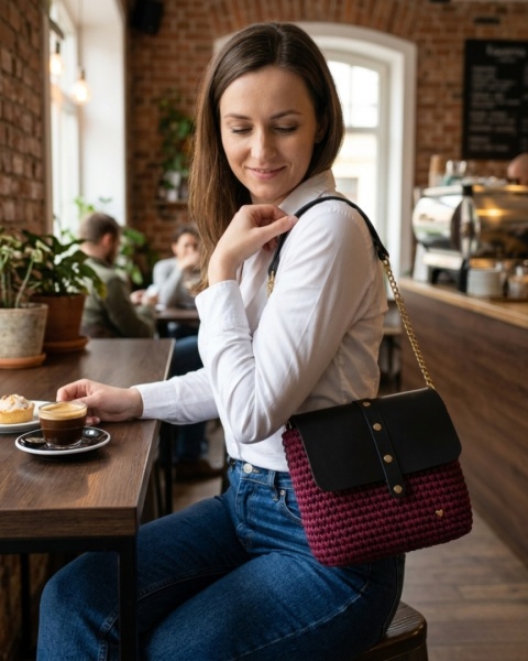 Listonoszka pleciona torebka skórzana czerń + bordo