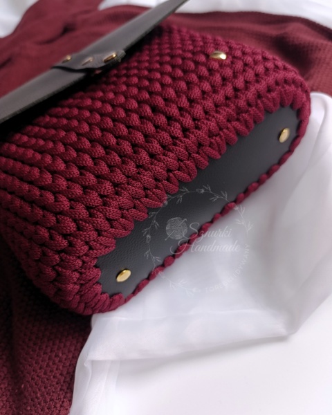 Listonoszka pleciona torebka skórzana czerń + bordo