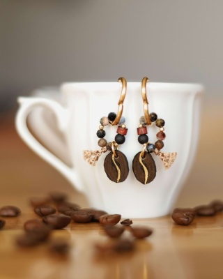 Kolczyki KAWOWE kółka z zawieszką brązowe